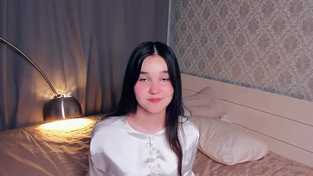 MeliaMelchiori online show from December 1, 10:59 pm