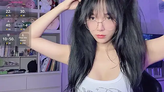 Snapshot of Achix58 chatting on February 19, 4:58 pm Achix58 online show from February 19, 4:58 pm