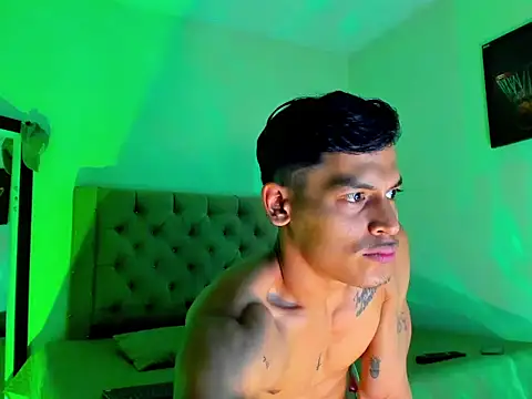 blorelopez online show from December 2, 8:37 pm