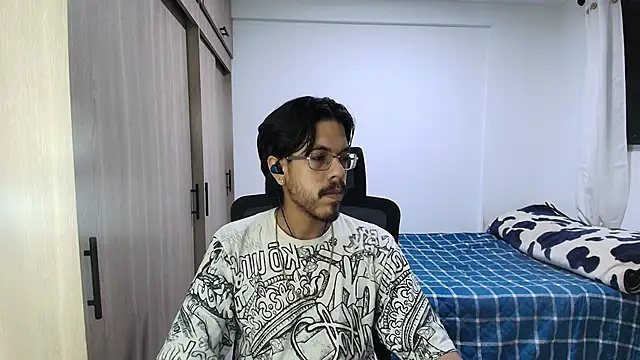 naitt  online show from March 7, 2:19 am