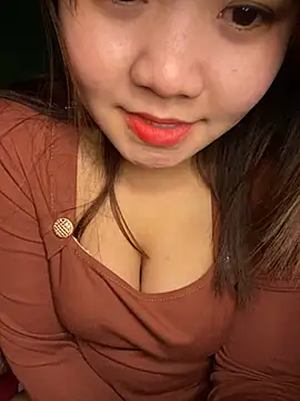 Snapshot of Sunset-yll chatting on January 10, 3:19 am Sunset-yll online show from January 10, 3:19 am