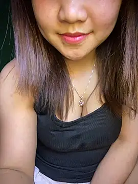 Snapshot of Sunset-yll chatting on February 25, 3:43 pm Sunset-yll online show from February 25, 3:43 pm