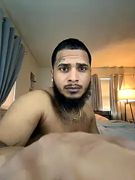 lovebelowyou online show from November 20, 2:39 pm