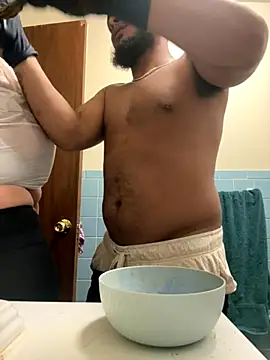 lovebelowyou online show from November 25, 12:43 am