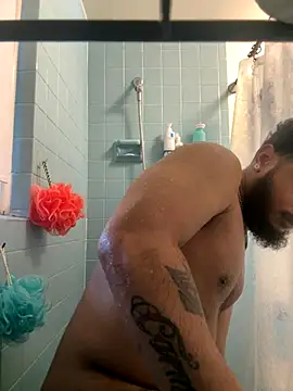 lovebelowyou online show from December 16, 8:47 pm