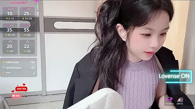 Snapshot of bunny-- chatting on March 21, 8:19 am bunny-- online show from March 21, 8:19 am