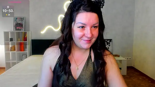 still  her online show from December 17, 1:22 am