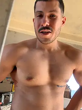 Snapshot of DARG_17 chatting on November 18, 9:52 pm DARG 17 online show from November 18, 9:52 pm