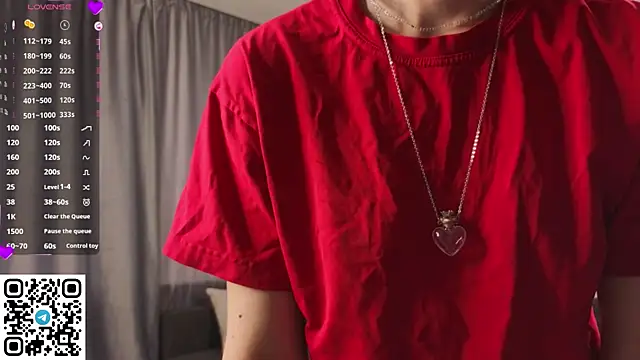 UmbraVelour online show from April 3, 12:36 pm