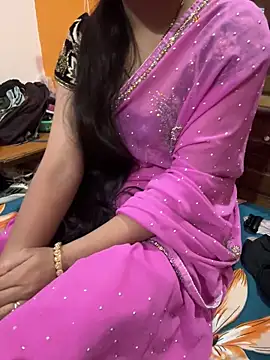 cutestpearl online show from February 16, 7:10 pm