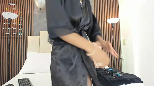 catiusca reyes 03 online show from January 8, 5:48 pm