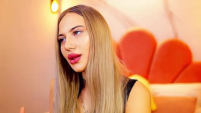 Chloe GraceeX online show from December 4, 10:51 pm