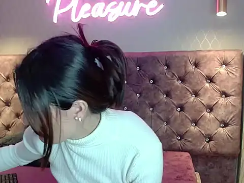 CataleyaDamourx online show from December 16, 11:26 am