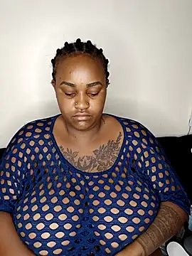 Chubbycharmdoll online show from November 20, 10:37 am