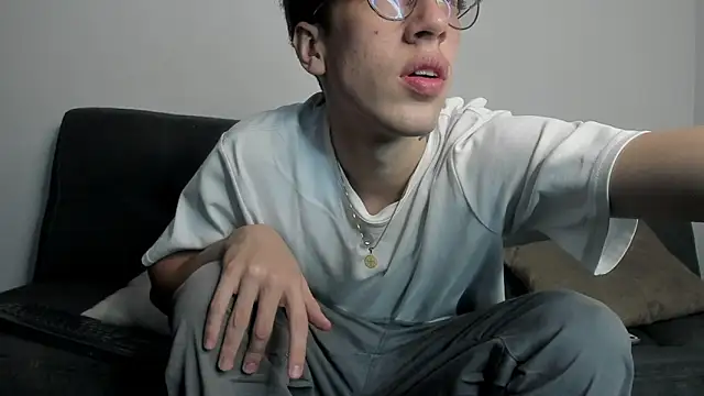 Dio  morningstar online show from January 13, 8:25 pm