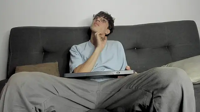 Dio  morningstar online show from January 18, 8:01 pm