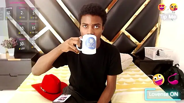 NoahJhonson69 online show from March 12, 11:16 am