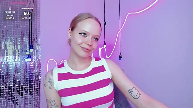 lucy loy online show from December 19, 2:13 pm