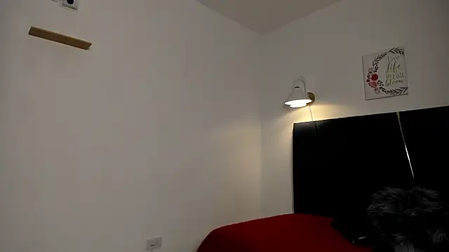 kendall x0 online show from December 4, 12:31 am