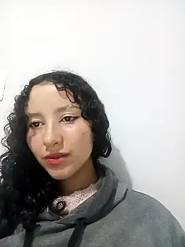 pettymoon1 online show from January 13, 8:47 pm