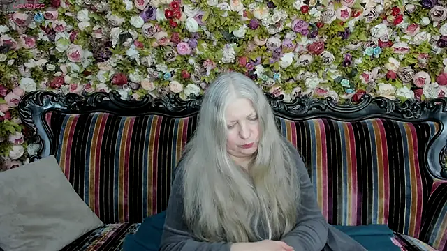 Snapshot of mariabelladonna chatting on February 25, 11:25 pm mariabelladonna online show from February 25, 11:25 pm