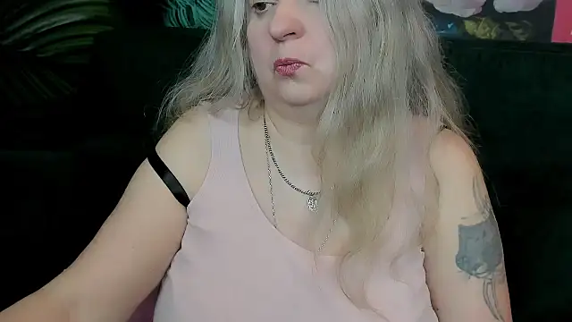mariabelladonna online show from May 15, 11:12 pm