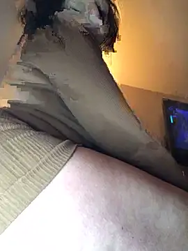 AndreaSFanSTo online show from February 8, 10:02 pm