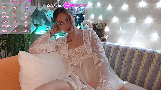 Snapshot of Alice_Picasso chatting on December 15, 12:26 am Alice Picasso online show from December 15, 12:26 am