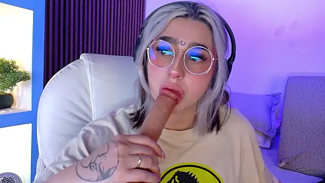 GabyRose9 online show from February 12, 8:04 pm