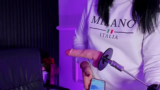 Sienarosewood online show from December 16, 3:44 am