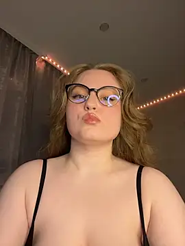 Snapshot of _whorimi chatting on December 2, 11:26 am whorimi online show from December 2, 11:26 am