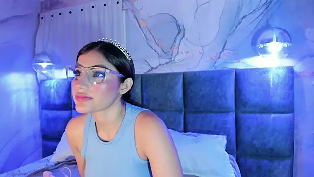 IsabelaStefano online show from April 13, 3:01 am