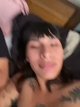 Snapshot of loveyoukats25 chatting on November 26, 9:05 pm loveyoukats25 online show from November 26, 9:05 pm