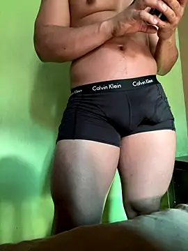 hardsexboyfit online show from November 21, 9:35 pm