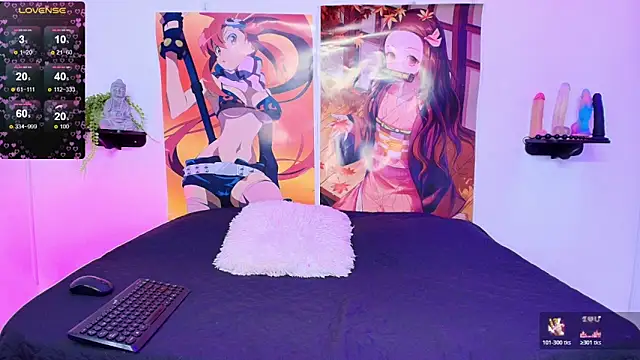 Maddy  Jones online show from April 1, 11:11 am