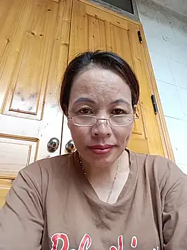 Snapshot of Stella-456 chatting on June 28, 7:03 am Stella-456 online show from June 28, 7:03 am