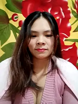 Snapshot of quynhquynh_ chatting on January 15, 2:21 pm quynhquynh online show from January 15, 2:21 pm