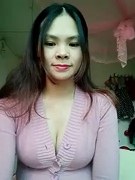 quynhquynh  online show from January 17, 5:34 am