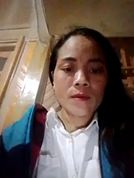 bela-hayes online show from December 3, 10:57 am