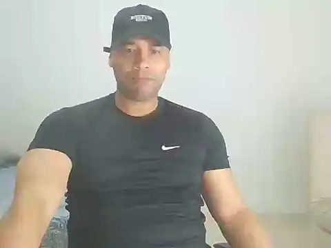 musclehetero online show from December 1, 11:10 pm