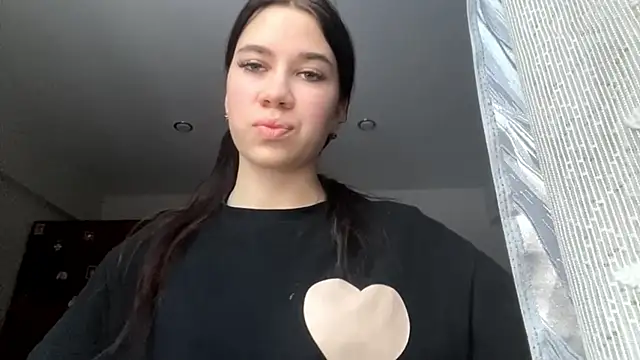 DebbiGoodknight online show from December 3, 9:51 am