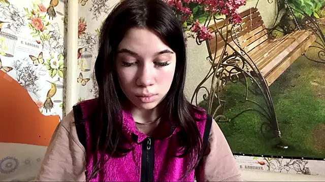 DebbiGoodknight online show from February 15, 10:03 am