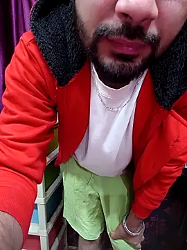 Cute Lucky online show from January 31, 7:11 pm