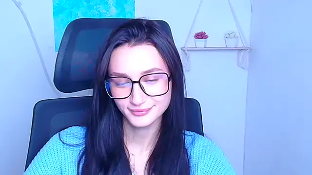 Stella XO online show from November 25, 6:35 am