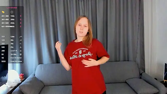 Snapshot of VoidElaris chatting on February 11, 8:03 pm VoidElaris online show from February 11, 8:03 pm