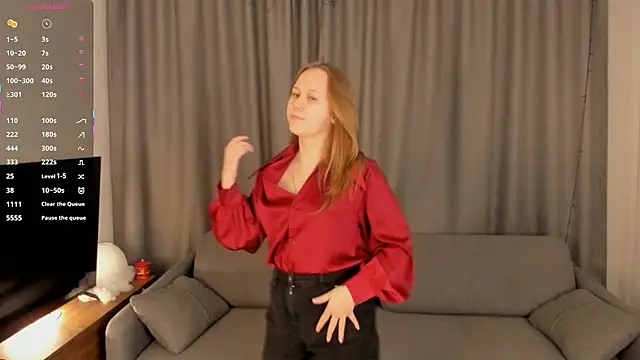 Snapshot of VoidElaris chatting on February 17, 8:15 pm VoidElaris online show from February 17, 8:15 pm