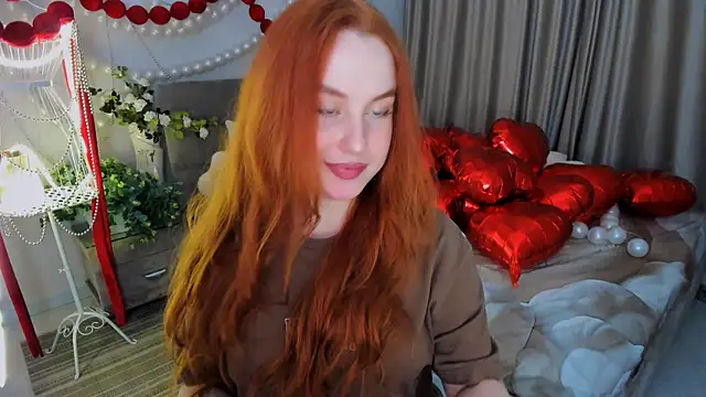 Snapshot of AirySilhouette chatting on February 15, 6:15 pm AirySilhouette online show from February 15, 6:15 pm