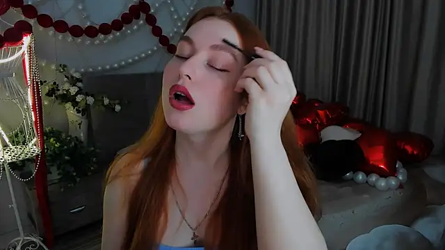 Snapshot of AirySilhouette chatting on February 19, 4:08 am AirySilhouette online show from February 19, 4:08 am