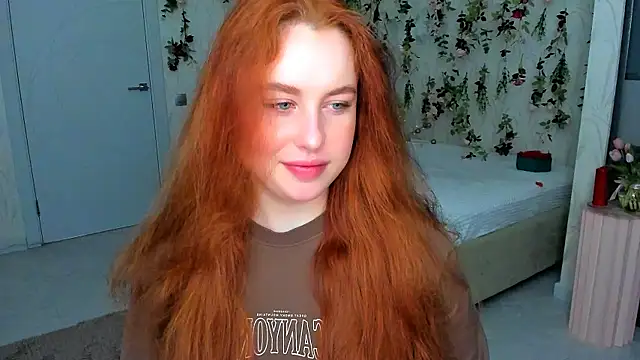 Snapshot of AirySilhouette chatting on April 1, 10:05 am AirySilhouette online show from April 1, 10:05 am