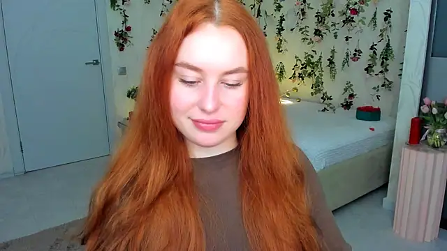 Snapshot of AirySilhouette chatting on April 2, 10:02 am AirySilhouette online show from April 2, 10:02 am